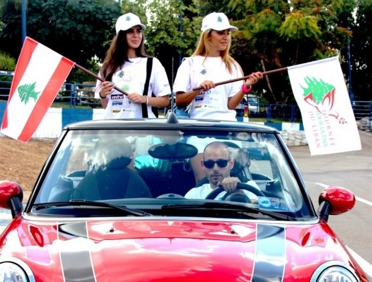 MINI Cabrio: Peace Ambassador at the Lebanese International Day of Peace